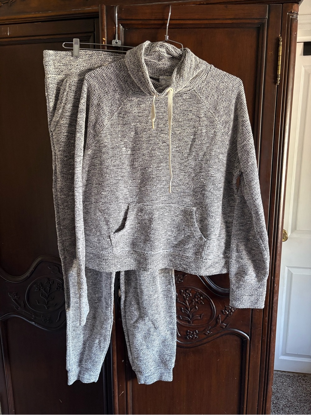 Aerie Offline Snowday Sweat Set Black and White Marled size Large